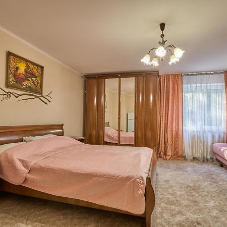 Tsaryna Sadyba Yablunytsya Ngoại thất bức ảnh